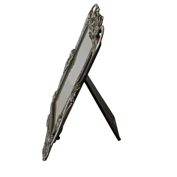 Vintage Pewter Frame With Flower Vine And Leaves 6.5 x 5 Photo Size 4.5 x 3 - Picture 4 of 10